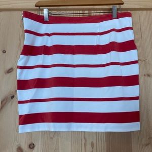 Banana Republic striped skirt with side zipper.